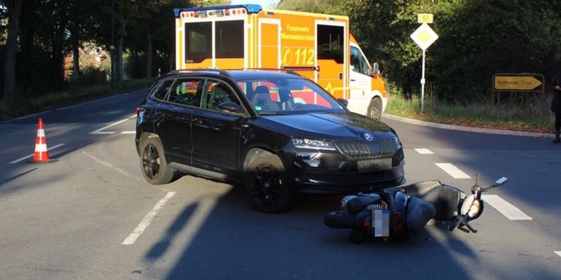 POL-RBK: Wermelskirchen - Zwei Verletzte nach Kollision im Kreuzungsbereich - Foto: presseportal.de