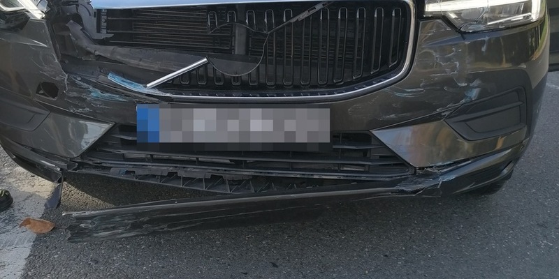 POL-MI: Auto überschlägt sich: Fahrer alkoholisiert - Foto: presseportal.de