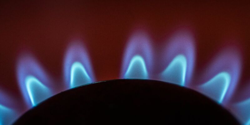 Energiefirmen haben den Anspruch auf Entlastungszahlungen, aber nun gilt zu prüfen, ob einige möglicherweise zu viel aus der Staatskasse verlangt haben. - Foto: Frank Rumpenhorst/dpa