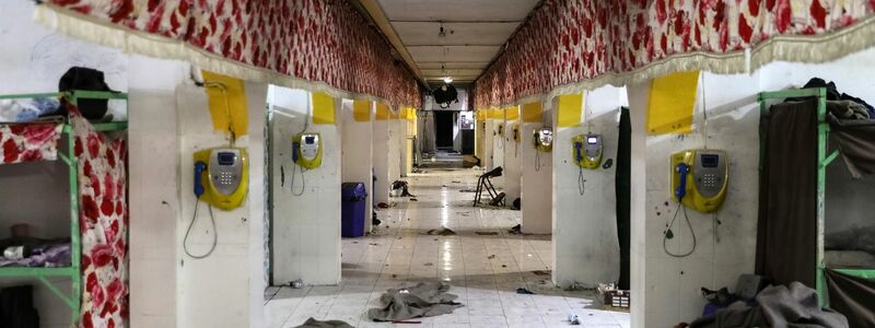Eine Abteilung des Evin-Gefängnisses. Bei einem Großbrand in dem Gefängnis, in dem politische Gefangene und Regierungsgegner untergebracht sind, kamen nach Angaben der iranischen Justiz vier Insassen ums Leben. - Foto: Koosha Mahshid Falahi/Mizan News Agency/AP/dpa