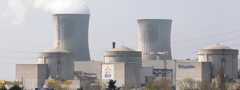 Gesamtansicht des Kernkraftwerks Tricastin. - Foto: Guillaume Horcajuelo/epa/dpa