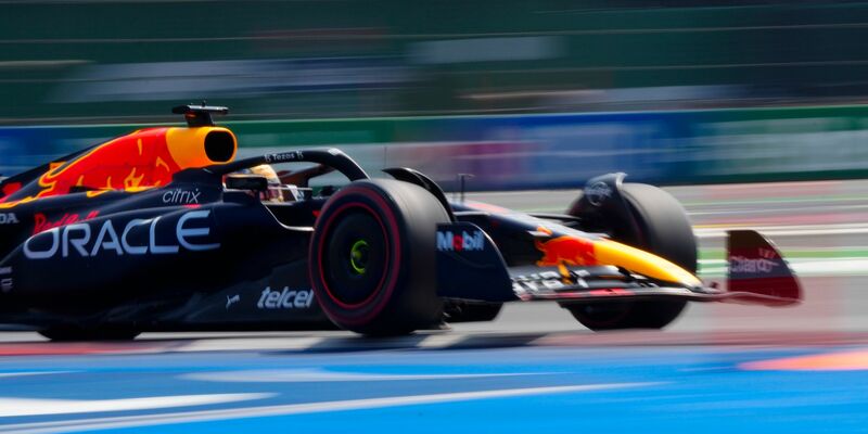 Red-Bull-Pilot Max Verstappen war zum Auftakt in Mexiko der Schnellnste. - Foto: Fernando Llano/AP/dpa