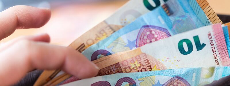 Der große Zankapfel: Am Donnerstag wird über das Bürgergeld abgestimmt. - Foto: Monika Skolimowska/dpa-Zentralbild/dpa