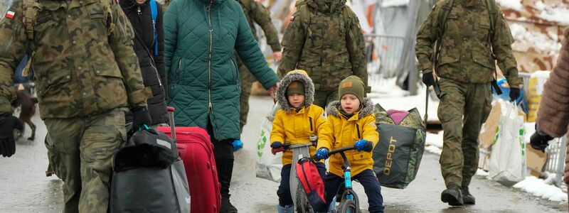 Verschleppt Russland ukrainische Kinder? Nach Kiewer Angaben geht es um mehr als 10.000. - Foto: Sergei Grits/AP/dpa