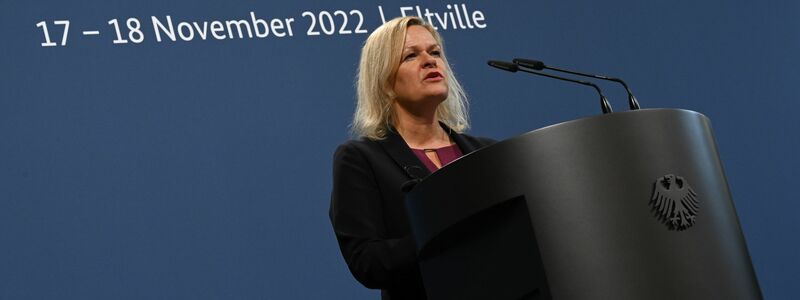 Bundesinnenministerin Nancy Faeser betonte, Kriminalität könne nicht allein mit Strafrecht erfolgreich bekämpft werden. - Foto: Arne Dedert/dpa