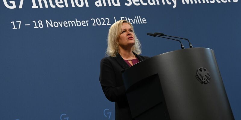 Bundesinnenministerin Nancy Faeser hat das Direktmandat für den Landtag verpasst. - Foto: Arne Dedert/dpa