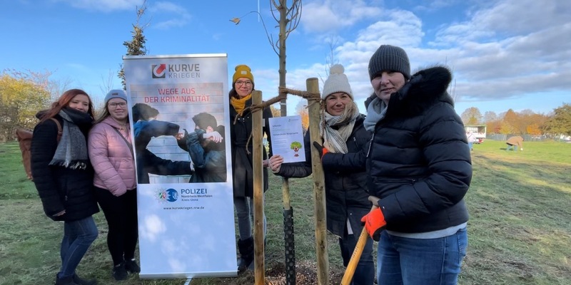 FW-EN: Mehrere Einsätze am Wochenende - Baum blockierte Straße Kemnade - Foto: presseportal.de