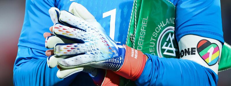 DFB-Kapitän Manuel Neuer wird bei der WM nicht mit der «One Love»-Kapitänsbinde auflaufen. - Foto: Christian Charisius/dpa