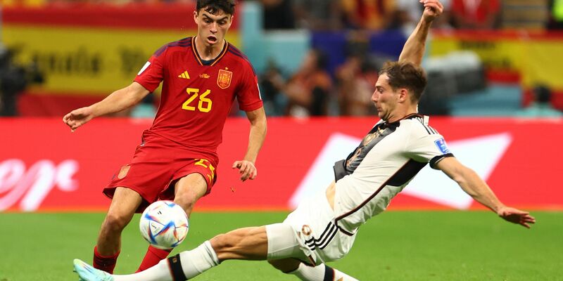 Münchens Leon Goretzka (l) ist bereit für sein DFB-Comeback. - Foto: Christian Charisius/dpa