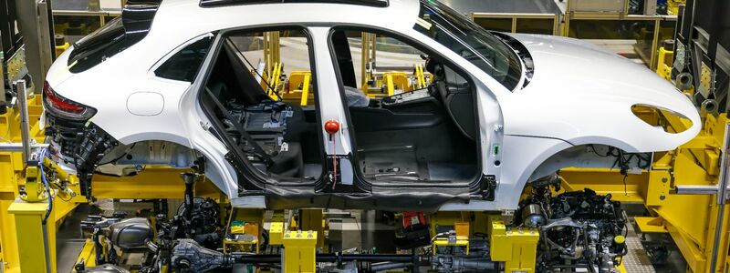 In der Autoindustrie sind die Gewinne stark gesunken. (Archivbild) - Foto: Jan Woitas/dpa-Zentralbild/dpa