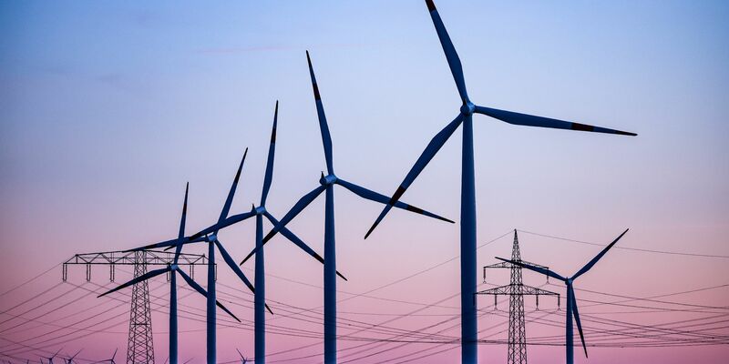 Wind ist der wichtigste erneuerbare Stromlieferant im Osten. (Archivbild) - Foto: Jan Woitas/dpa