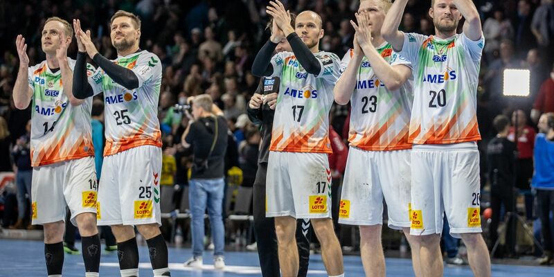 Deutscher Meister - und bald Champions-League-Sieger? Die Magdeburger wollen «alles geben». - Foto: Andreas Gora/dpa