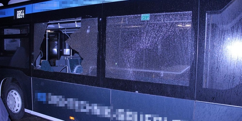 POL-EL: Papenburg - Omnibus aufgebrochen: Polizei sucht Zeugen - Foto: presseportal.de