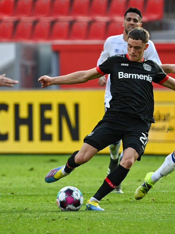 Er Ist Rechtzeitig Fit Geworden: Nationalspieler Florian Wirtz Steht Im ...