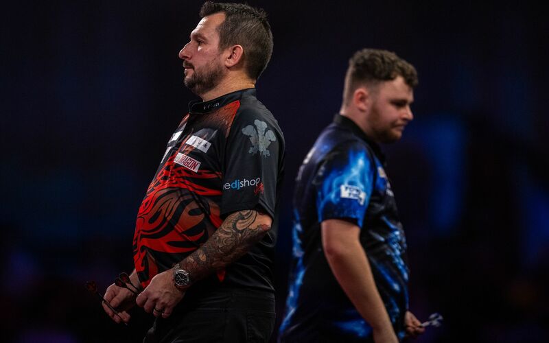 Van Gerwen betritt den Ally Pally. - Foto: Steven Paston/PA Wire/dpa