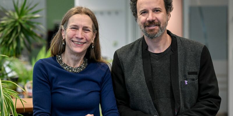 Mariette Rissenbeek und Carlo Chatrian stellen das Berlinale-Programm vor. - Foto: Jens Kalaene/dpa