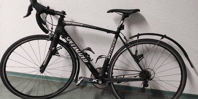 LPI-NDH: Zeugenaufruf: Fahrrad aus Hausflur entwendet - Wer kann Hinweise geben? - Foto: presseportal.de