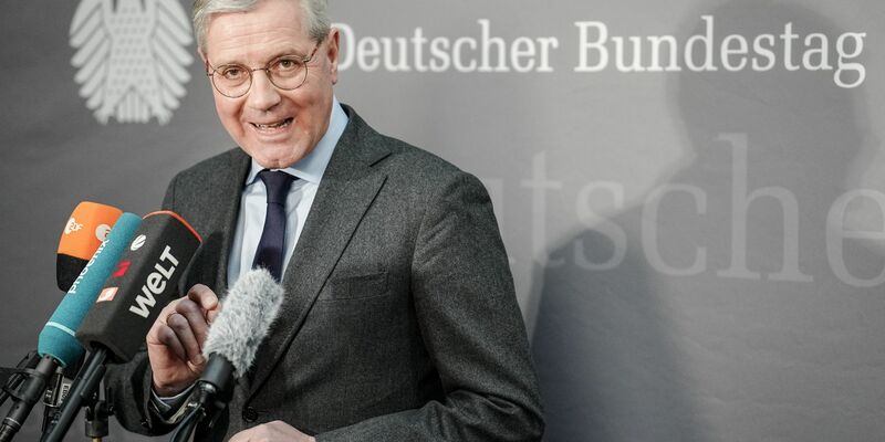 CDU-Außenpolitiker Norbert Röttgen kritisiert den Kanzler scharf. - Foto: Kay Nietfeld/dpa