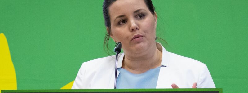 Deutliche Kritik an der Hamburger Justizsenatorin Anna Gallina. «Sie trägt als Senatorin die Verantwortung», meint Jurist Maelicke. - Foto: Christian Charisius/dpa