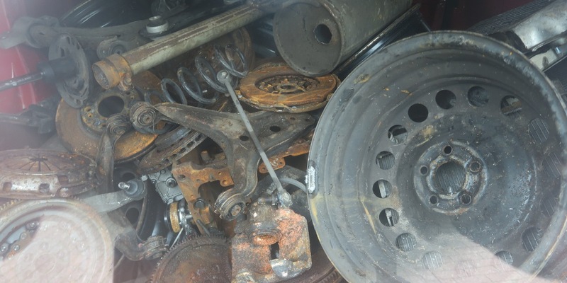 POL-NMS: 240513-4-pdms: Bimöhlen/ A7: Völlig überladen und mit gefälschtem Führerschein unterwegs - Foto: presseportal.de