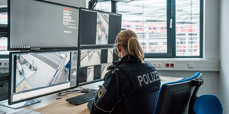 POL-HI: Videoüberwachung am Bahnhofsplatz in Betrieb - Foto: presseportal.de