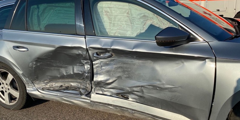 POL-PDLD: St. Martin - Ins Schleudern geraten - Foto: presseportal.de