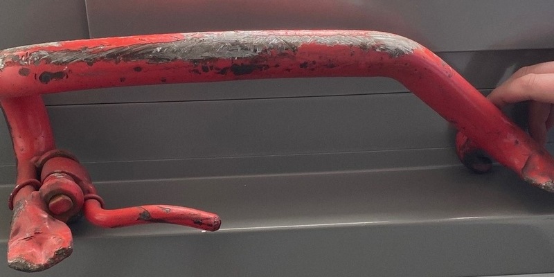 POL-ROW: ++ Schwerer Unfall beim Einsammeln von Weihnachtsbäumen ++ Mann mit Schreckschusswaffe schwer verletzt ++ Drei Verletzte: Hoher Sachschaden bei Unfall mit Rettungswagen ++ - Foto: presseportal.de