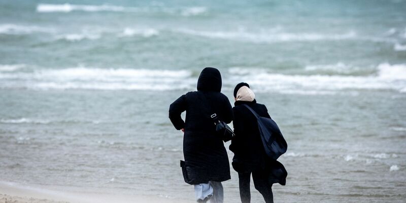 Betroffen vom jüngsten Fischsterben war die Küste von Markgrafenheide, Hohe Düne, Warnemünde bis Heiligendamm. (Archivbild) - Foto: Jens Büttner/dpa