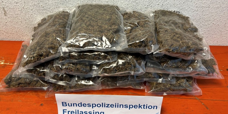 POL-DU: Stadtgebiet: Gemeinsame Pressemitteilung von Polizei und Stadt Duisburg: Integrative Gewerbekontrollen - Behörden zeigen klare Kante - Foto: presseportal.de