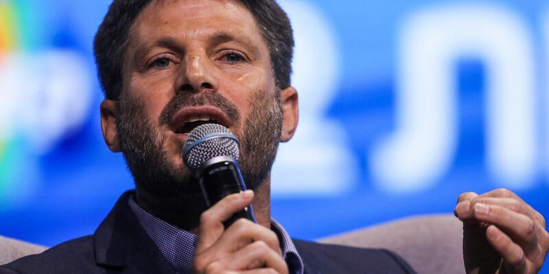 Israels rechtsextremer Finanzminister Smotrich setzt sich für eine israelische Wiederbesiedlung des Gazastreifens nach dem Krieg ein. (Archivbild) - Foto: Ilia Yefimovich/dpa