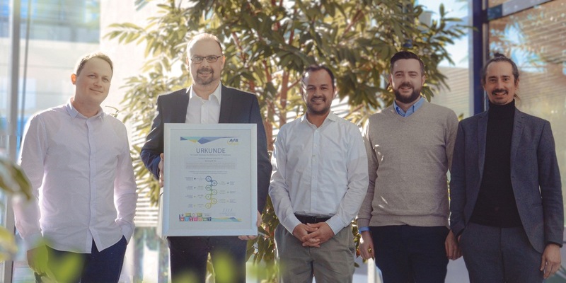 Großer nachhaltiger Beitrag durch ReUse von IT-Geräten / Auszeichnung für sozial-ökologisches Handeln - Foto: presseportal.de