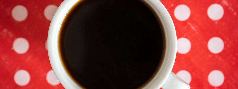 Der Start in den Tag mit Kaffee ist für die meisten Menschen ein jahrzehntelanges Ritual. (Symbolbild) - Foto: Sebastian Gollnow/dpa