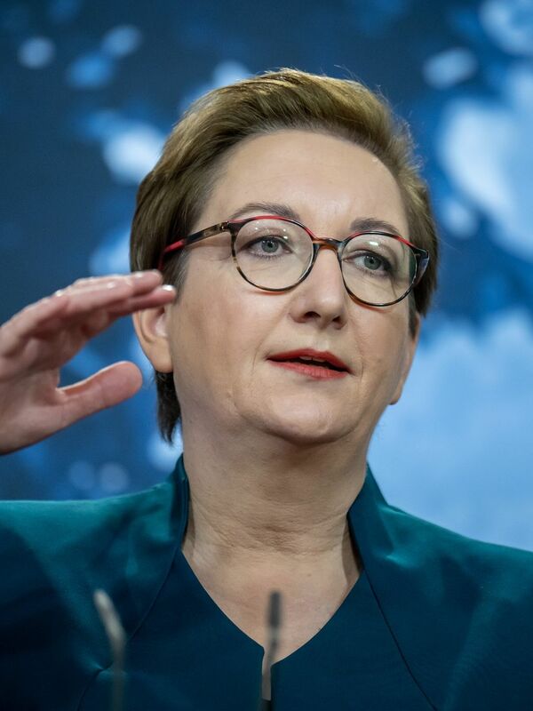 Nach Gesetzesentwurf Des Bundesfinanzministeriums Frisöre Kosmetiker Im Fokus Das Müssen Sie Wissen - hkfmn78
