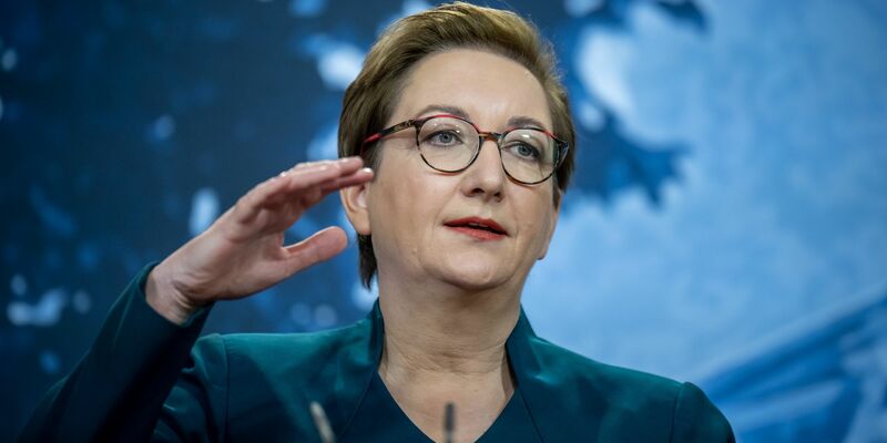 Bau-Ministerin Klara Geywitz wirbt im Bundesrat für einen Gesetzesentwurf zur kommunalen Wärmeplanung. - Foto: Michael Kappeler/dpa