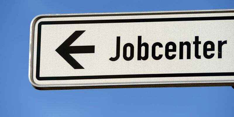 Der Bundesrechnungshof sieht Mängel bei der Betreuung ukrainischer Geflüchteter durch Jobcenter. (Symbolbild) - Foto: Ralf Hirschberger/dpa-Zentralbild/dpa