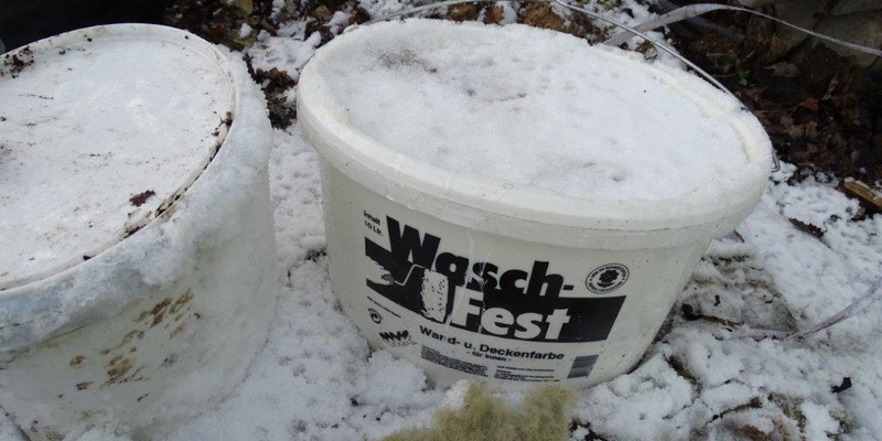 Mittelhessen: Meldungen aus Stadt und Landkreis Gießen: Farbeimer aus viertem Stock geworfen + Zeugensuche nach Raub - Foto: presseportal.de