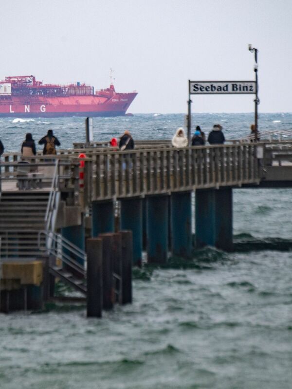 Rügen Im Notstand? Bei Dem Lng Terminal Überschlagen Sich Die Ereignisse – Die Aktuelle Lage! - 99bdz70