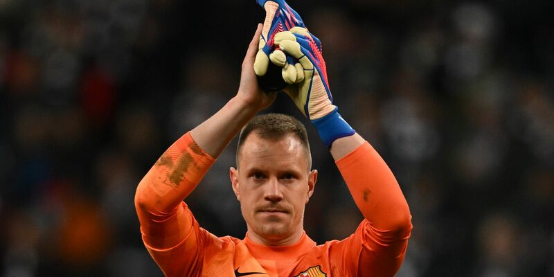 DFB-Torwart Marc-André ter Stegen ist am Rücken operiert worden. - Foto: Arne Dedert/dpa