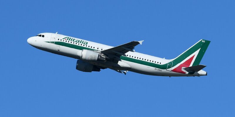 Der geplante Einstieg der Lufthansa bei der italienischen Fluggesellschaft Ita ist vorerst nicht möglich. - Foto: Massimo Insabato/Mondadori Portfolio via ZUMA/dpa