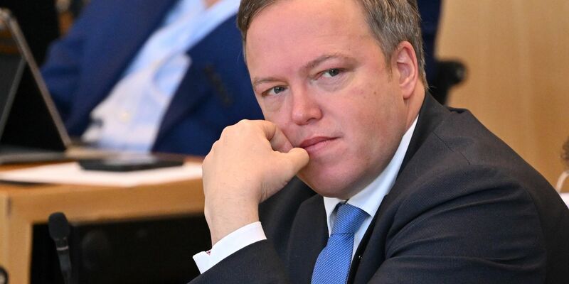 Thüringens CDU-Spitzenkandidat Mario Voigt: «Höcke hat in zentralen Fragen gewackelt und gezeigt, dass er bezwingbar ist.» - Foto: Martin Schutt/dpa