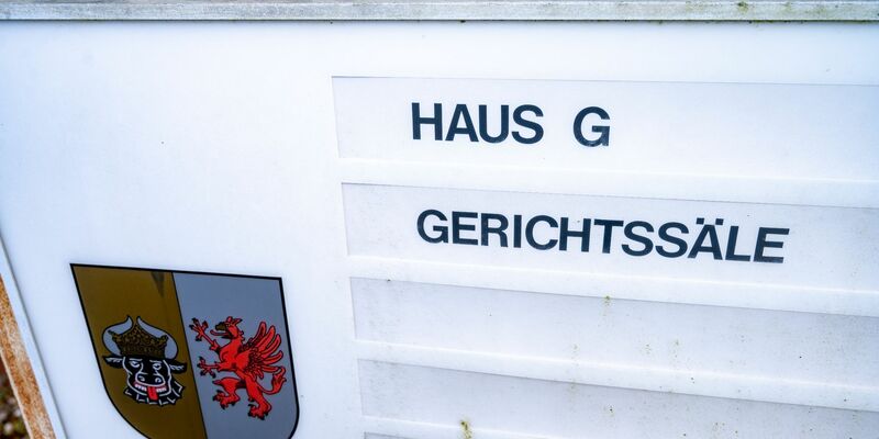 Die Hürden für offensichtlich unbegründete Klagen, die darauf abzielen, missliebige Meinungen zu unterdrücken, sollen höher werden. - Foto: Stefan Sauer/dpa