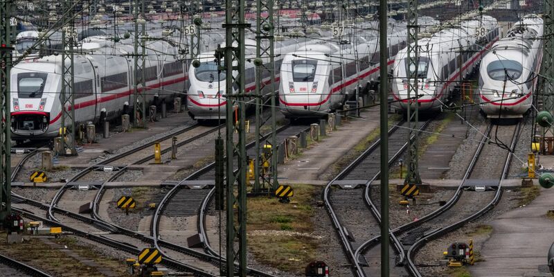 Die Bahn Hatte Sich Eine Pünktlichkeit Im Fernverkehr Von Deutlich über ...