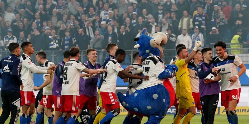 Der HSV setzt nach der gescheiterten Relegation weiter auf Kontinuität. - Foto: Marcus Brandt/dpa