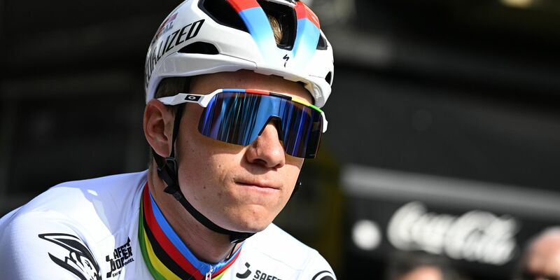 Konnte mit seinem Team beim Vuelta-Auftakt einen Punktsieg landen: Zeitfahr-Weltmeister Remco Evenepoel. - Foto: Jasper Jacobs/Belga/dpa