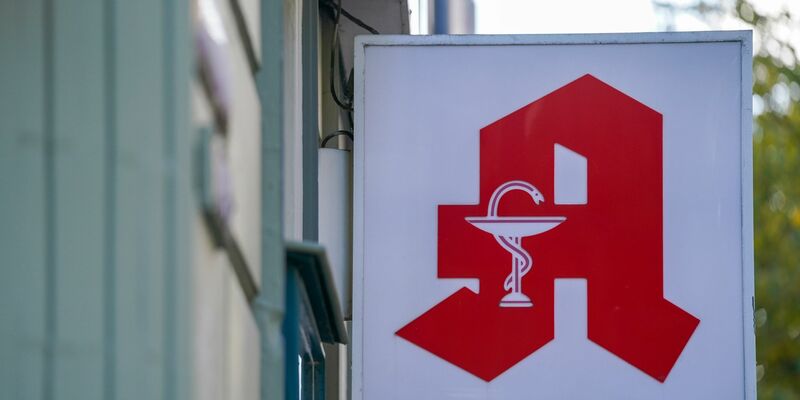 Apotheken dürfen sich nicht aufgrund von Gewissensgründen gegen den Verkauf der «Pille danach» stellen. - Foto: Marcus Brandt/dpa