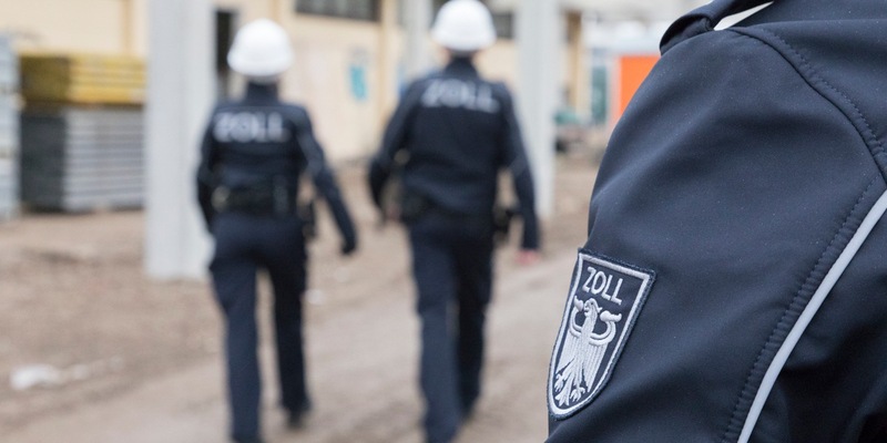 HZA-SI: ZOLL überprüft Unternehmen auf der Baustelle der neuen Justizvollzugsanstalt Rottweil - Foto: presseportal.de