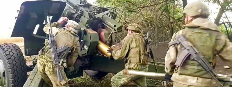 Russische Gleitbomben haben nur eine kurze Vorwarnzeit, es gibt kaum ein Abwehrmittel. (Archivbild) - Foto: Uncredited/Rusian Defense Ministry Press Service/AP/dpa