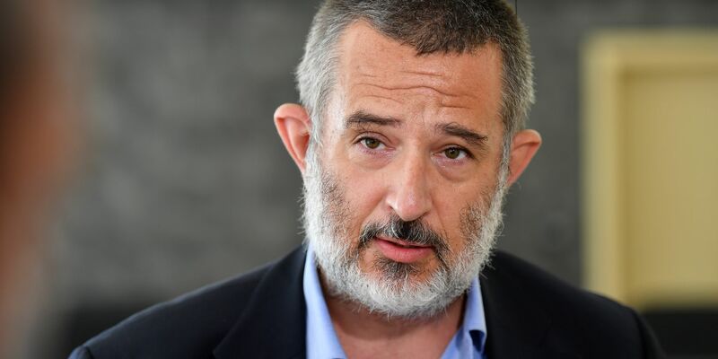 Stephan Kramer, Verfassungsschutzpräsident von Thüringen, sieht Handlungsbedarf in Politik und Gesellschaft. - Foto: Martin Schutt/dpa-Zentralbild/dpa