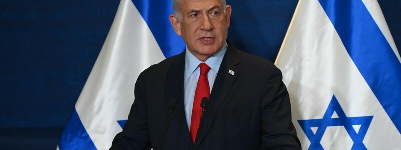 Israels Ministerpräsident Benjamin Netanjahu gibt eine Erklärung ab. - Foto: Haim Zach/GPO/dpa
