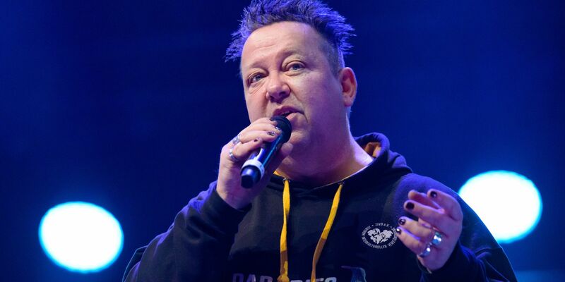 Will sich nicht «von irgendeinem Mob» vorschreiben lassen, wann und wo er auftrete: Sebastian Krumbiegel (Archivbild). - Foto: Jonas Walzberg/dpa